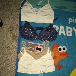 Nursing bras NWT all wire free size small